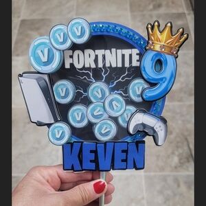 Fortnite handmade shaker cake topper for birthday party